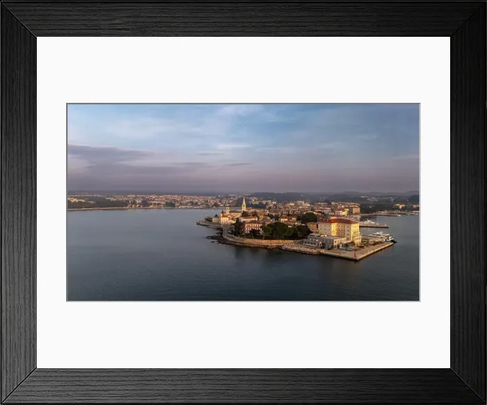 Framed Print : 2yxman9 Framed Print : 2yxman9