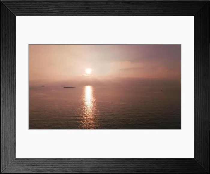 Framed Print : 2yxmb38 Framed Print : 2yxmb38