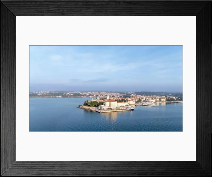 Framed Print : 2yxmb57 Framed Print : 2yxmb57