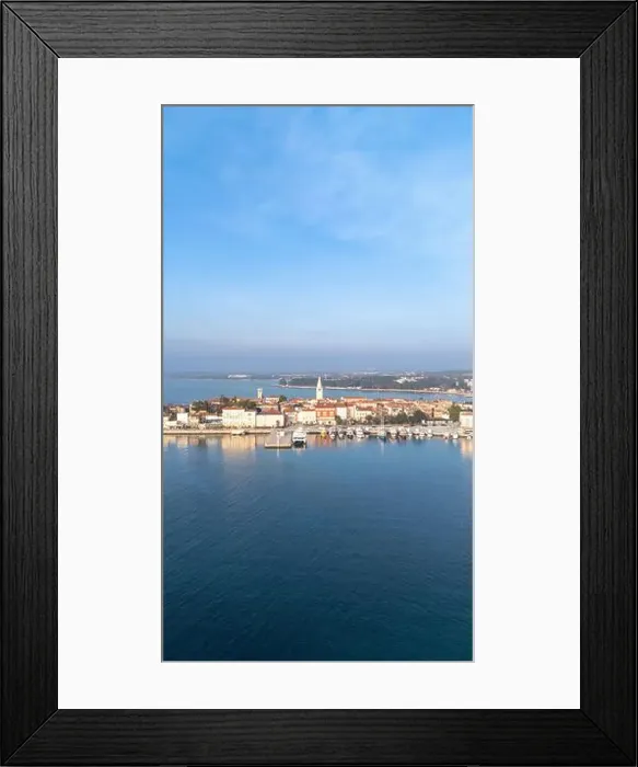 Framed Print : 2yxmbar Framed Print : 2yxmbar