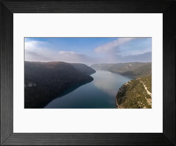 Framed Print : 2yxmcd6 Framed Print : 2yxmcd6