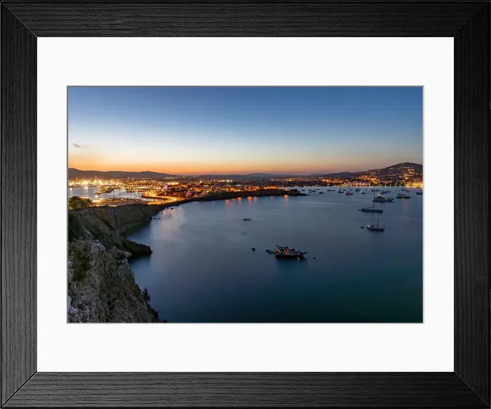 Framed Print : 2yy08x4 Framed Print : 2yy08x4