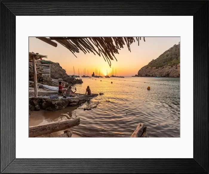 Framed Print : 2yy08xg Framed Print : 2yy08xg