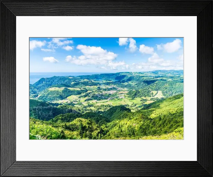 Framed Print : 2yy5td8 Framed Print : 2yy5td8