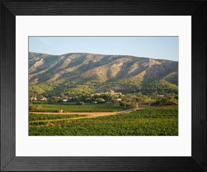 Framed Print : 2yyc2g7 Framed Print : 2yyc2g7