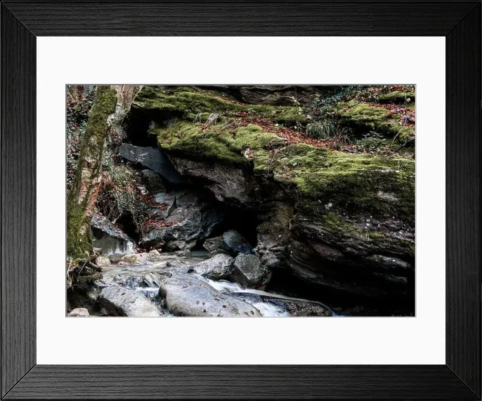 Framed Print : 2yydc1h Framed Print : 2yydc1h
