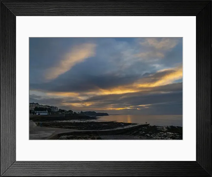 Framed Print : 2yyfb7p Framed Print : 2yyfb7p