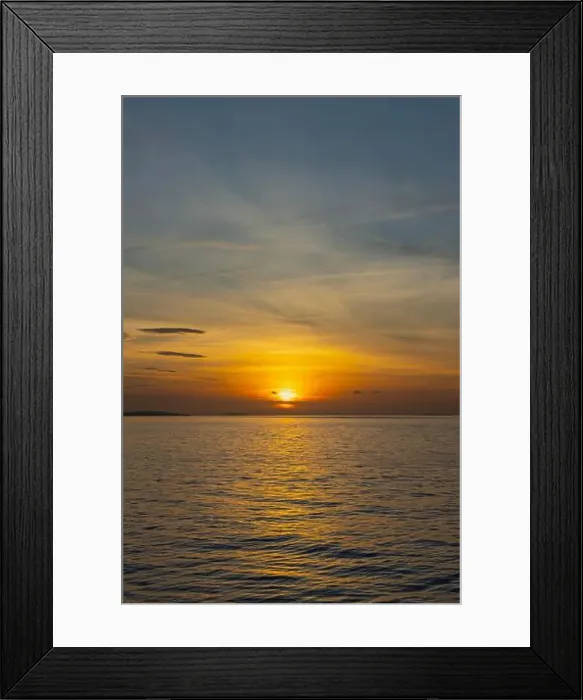 Framed Print : 2yyfb8h Framed Print : 2yyfb8h