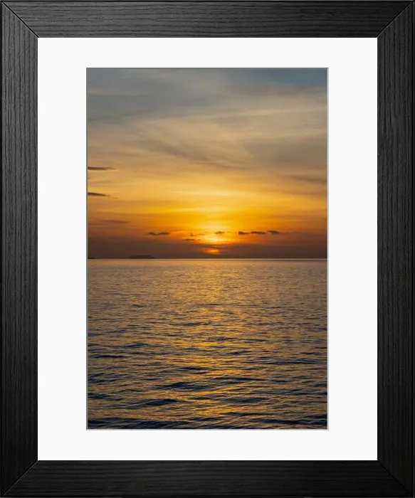 Framed Print : 2yyfb8p Framed Print : 2yyfb8p