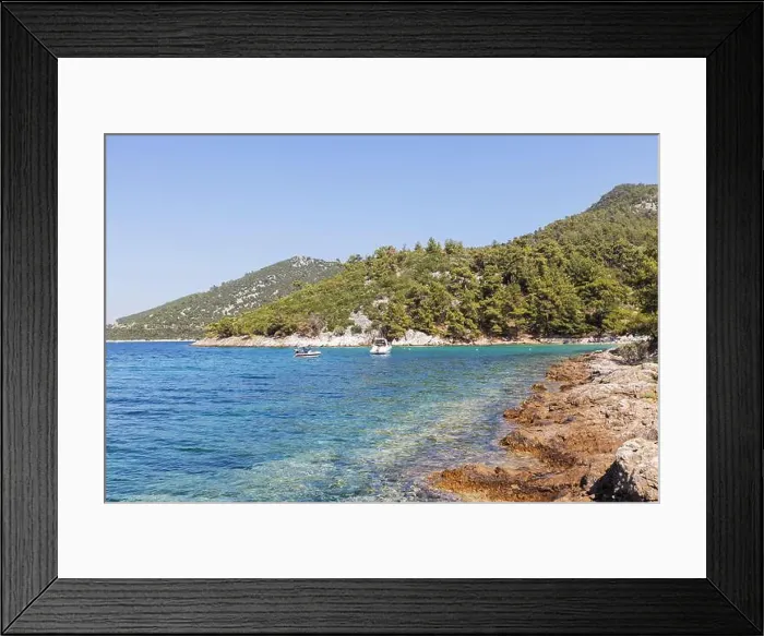 Framed Print : 2s5yhd6 Framed Print : 2s5yhd6