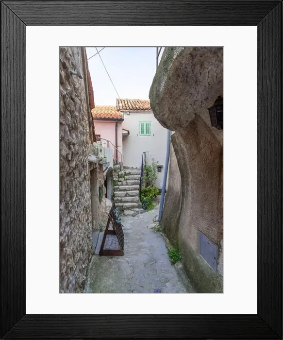 Framed Print : 2s6ayr0 Framed Print : 2s6ayr0