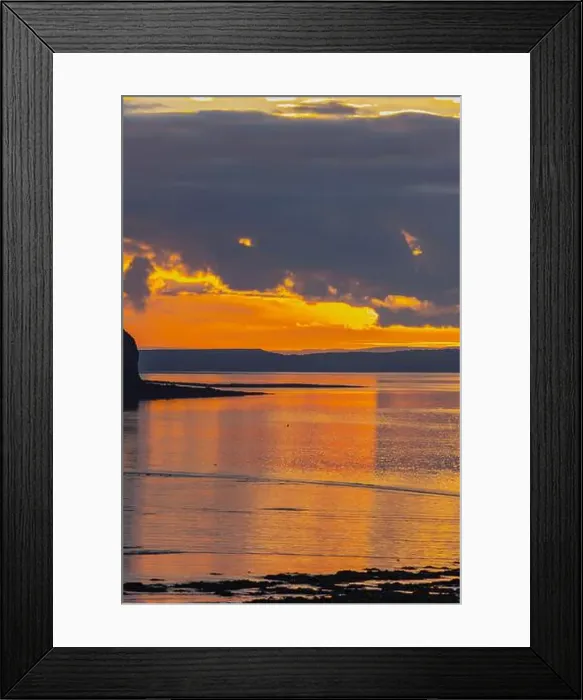 Framed Print : 2s70105 Framed Print : 2s70105