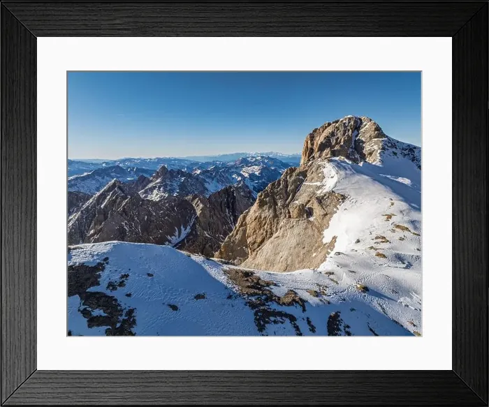 Framed Print : 2s82efc Framed Print : 2s82efc