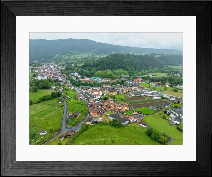 Framed Print : 2s9bm5c Framed Print : 2s9bm5c