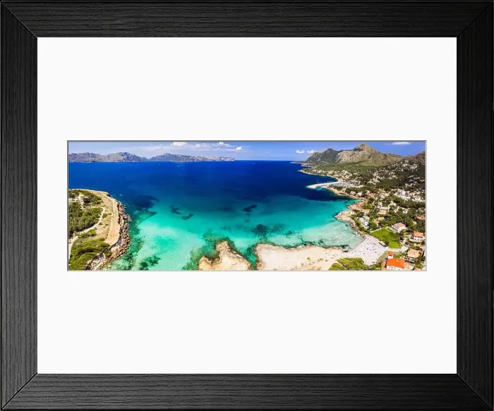 Framed Print : 2s9rtwr Framed Print : 2s9rtwr