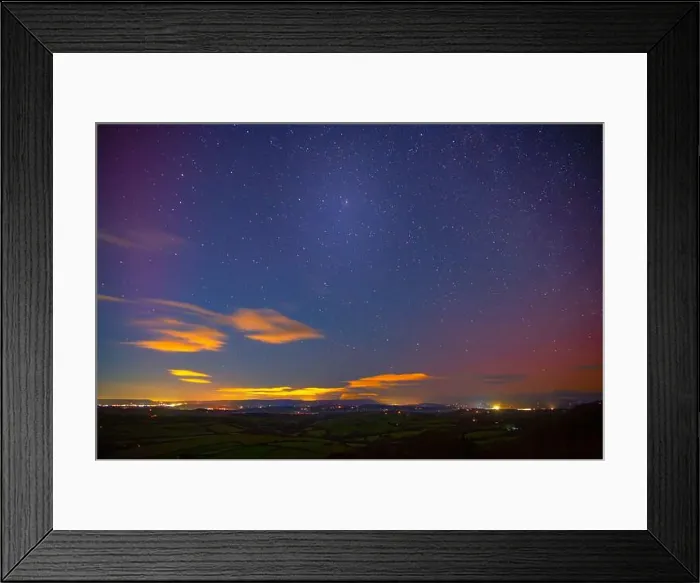 Framed Print : 2sbfx8m Framed Print : 2sbfx8m