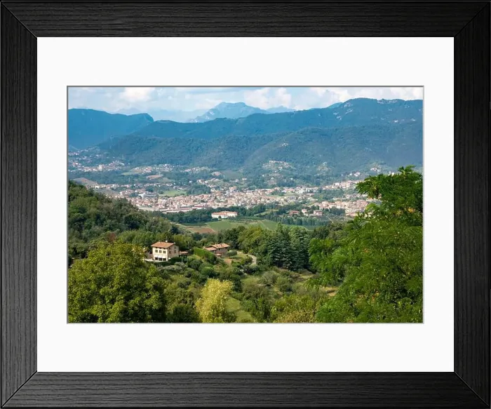 Framed Print : 2sc5g2y Framed Print : 2sc5g2y