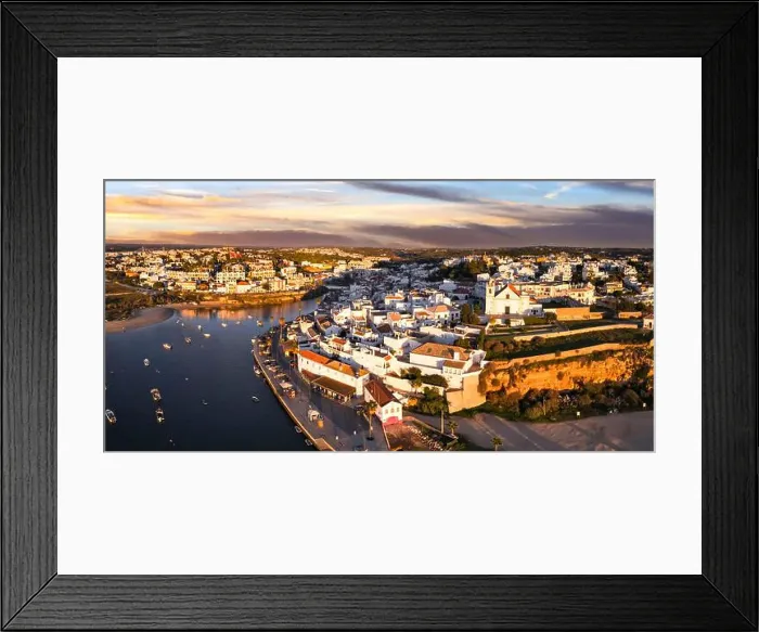 Framed Print : 2sh1g3r Framed Print : 2sh1g3r