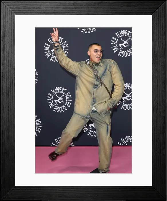 Framed Print : 2kegct0 Framed Print : 2kegct0