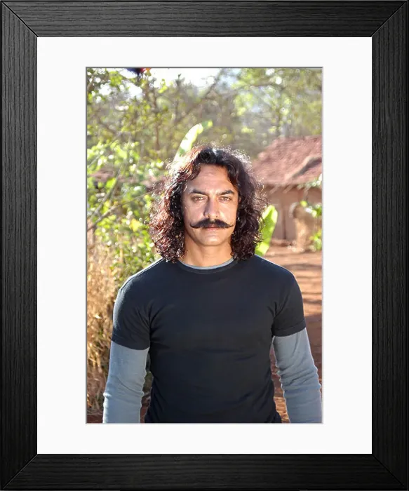 Framed Print : MPD77508 Indian actor Bollywood star Aamir Khan Framed Print : MPD77508 Indian actor Bollywood star Aamir Khan