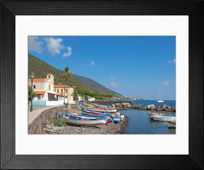Framed Print : Fishing boats on the beach in Lingua, Salina, The Aeolian Islands, UNESCO Site, off Sicily, Messina Province, Italy Framed Print : Fishing boats on the beach in Lingua, Salina, The Aeolian Islands, UNESCO Site, off Sicily, Messina Province, Italy