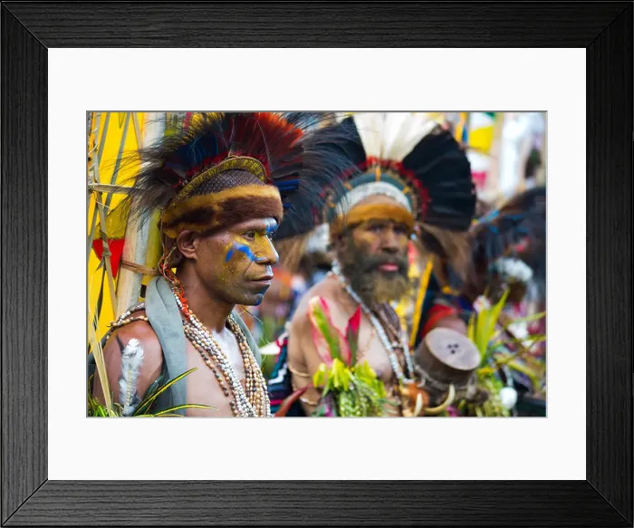 Framed Print : Men dressed in traditional tribal outfits and wearing feather and animal skin headresses, Goroka Show, Papua New Guinea Framed Print : Men dressed in traditional tribal outfits and wearing feather and animal skin headresses, Goroka Show, Papua New Guinea