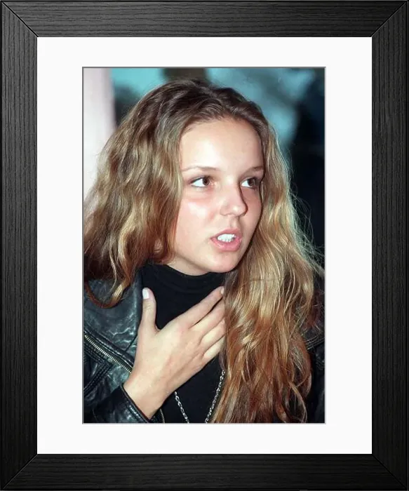 Framed Print : 1997. Aktorka Agnieszka W³odarczyk Framed Print : 1997. Aktorka Agnieszka W³odarczyk