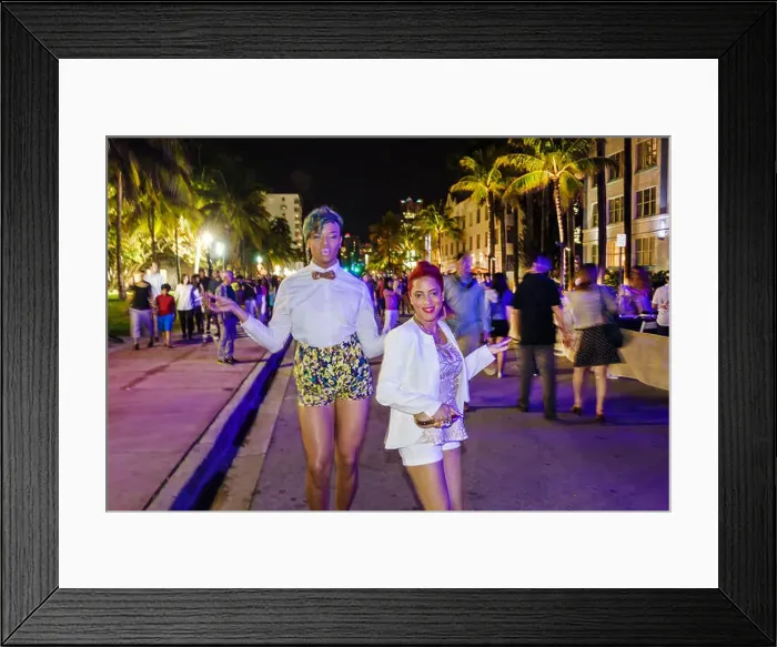 Framed Print : Miami Beach Florida, Ocean Drive Framed Print : Miami Beach Florida, Ocean Drive