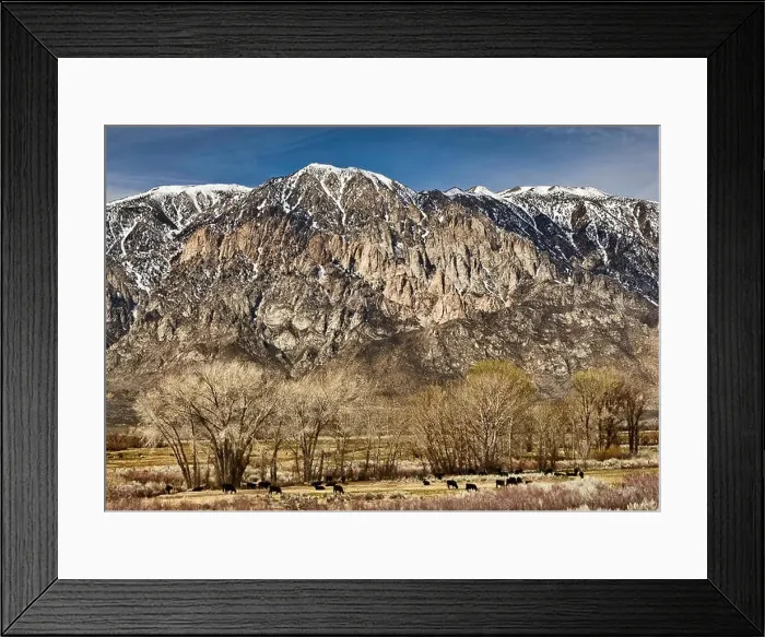 Framed Print : Wheeler Ridge in Eastern Sierra Nevada, over Round Valley in late winter, near Bishop, California, USA Framed Print : Wheeler Ridge in Eastern Sierra Nevada, over Round Valley in late winter, near Bishop, California, USA