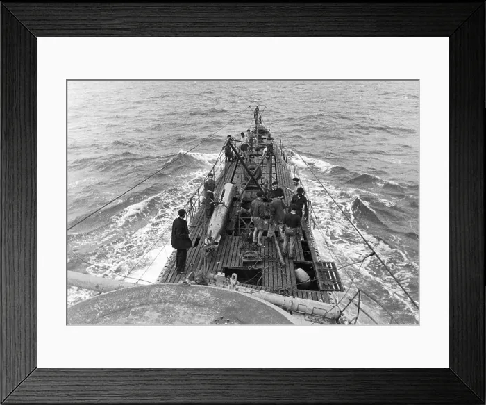 Framed Print : Transhipment of a torpedo on a German submarine, 1942 Framed Print : Transhipment of a torpedo on a German submarine, 1942