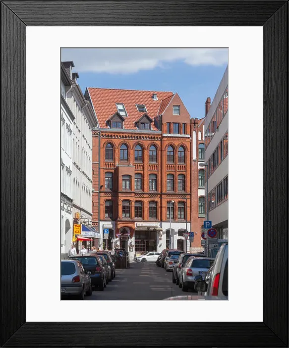 Framed Print : Old residential building in Lavesstraße Framed Print : Old residential building in Lavesstraße
