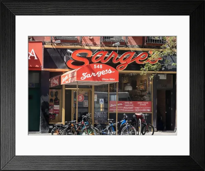 Framed Print : Sarge's Restaurant and Delicatessen, NYC, USA 2022 Framed Print : Sarge's Restaurant and Delicatessen, NYC, USA 2022