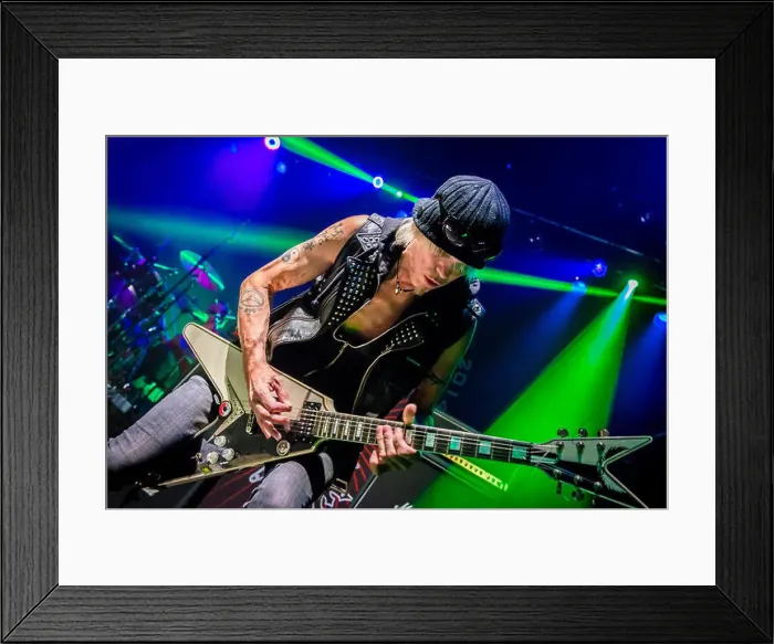 Framed Print : Michael Schenker on guitar at Shepherd's Bush Empire Framed Print : Michael Schenker on guitar at Shepherd's Bush Empire