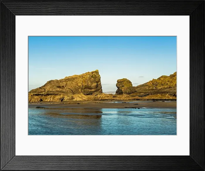 Framed Print : The Crocodile and Lion Rock on Broad Haven North Beach on the Pembrokeshire coast west Wales Framed Print : The Crocodile and Lion Rock on Broad Haven North Beach on the Pembrokeshire coast west Wales
