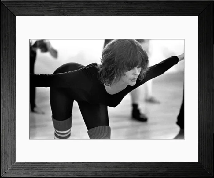 Framed Print : Actress Ali McGraw exercising at Jane Fonda's Workout in Beverly Hills, CA, 1980 Framed Print : Actress Ali McGraw exercising at Jane Fonda's Workout in Beverly Hills, CA, 1980
