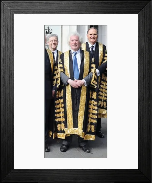 Framed Print : Pic shows: Lord Sumption front right - and circled Lady Hale sworn in as first Supreme Court head justice Framed Print : Pic shows: Lord Sumption front right - and circled Lady Hale sworn in as first Supreme Court head justice