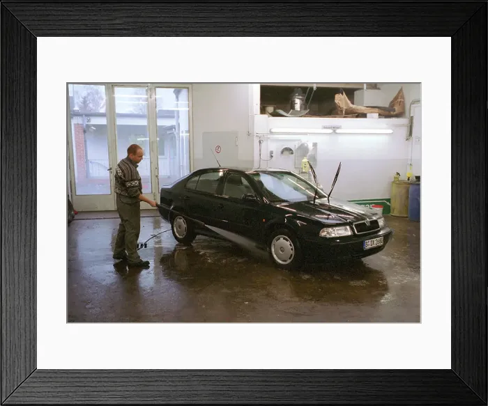 Framed Print : In Berlin, a garage Framed Print : In Berlin, a garage