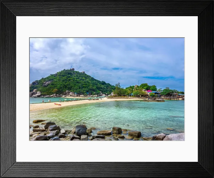 Framed Print : View of the island Koh Nang Yuan, also Nangyuan in Koh Tao, Gulf of Thailand, Thailand, Asia Framed Print : View of the island Koh Nang Yuan, also Nangyuan in Koh Tao, Gulf of Thailand, Thailand, Asia