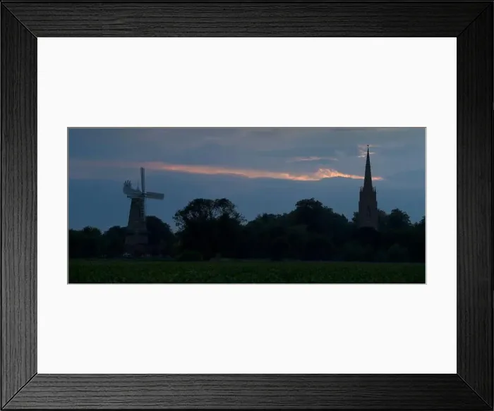 Framed Print : 15 / 09 / 14 An autumnal sunset silhouettes Moulton Windmill in the Lincolnshire village of Moulton Framed Print : 15 / 09 / 14 An autumnal sunset silhouettes Moulton Windmill in the Lincolnshire village of Moulton
