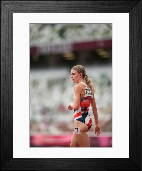 Framed Print : Keely Hodgkinson competing in the 800 meters of the 2020 Tokyo Olympics Framed Print : Keely Hodgkinson competing in the 800 meters of the 2020 Tokyo Olympics