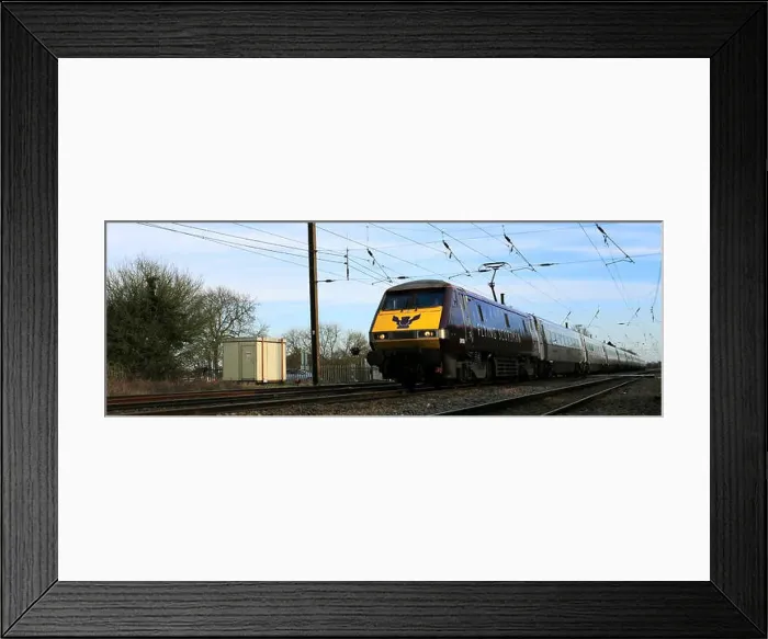Framed Print : 91101 Flying Scotsman, Virgin Trains operating company Framed Print : 91101 Flying Scotsman, Virgin Trains operating company