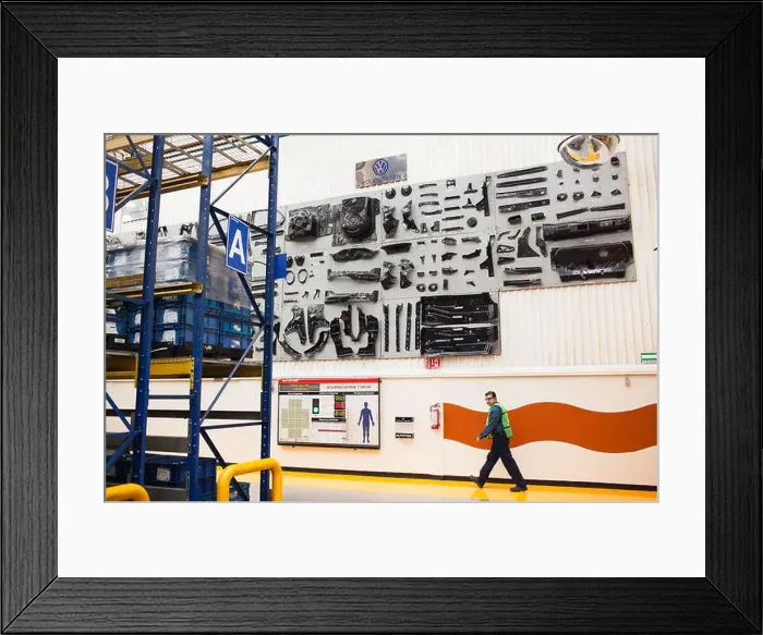 Framed Print : A worker at the Magna plant in Puebla Framed Print : A worker at the Magna plant in Puebla