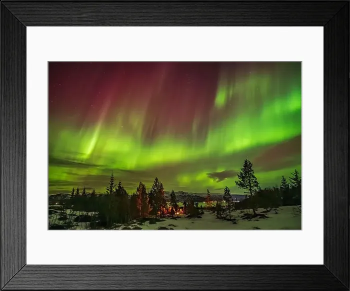 Framed Print : CAMP FIRE, HANSNES, TROMSØ, NORWAY