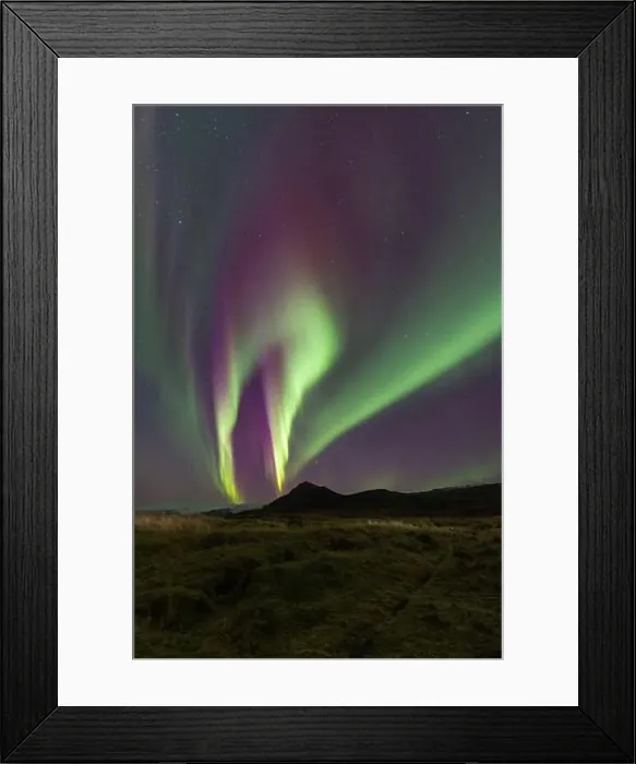 Framed Print : I'm returning to my beloved Iceland, its landscapes and northern lights! Framed Print : I'm returning to my beloved Iceland, its landscapes and northern lights!