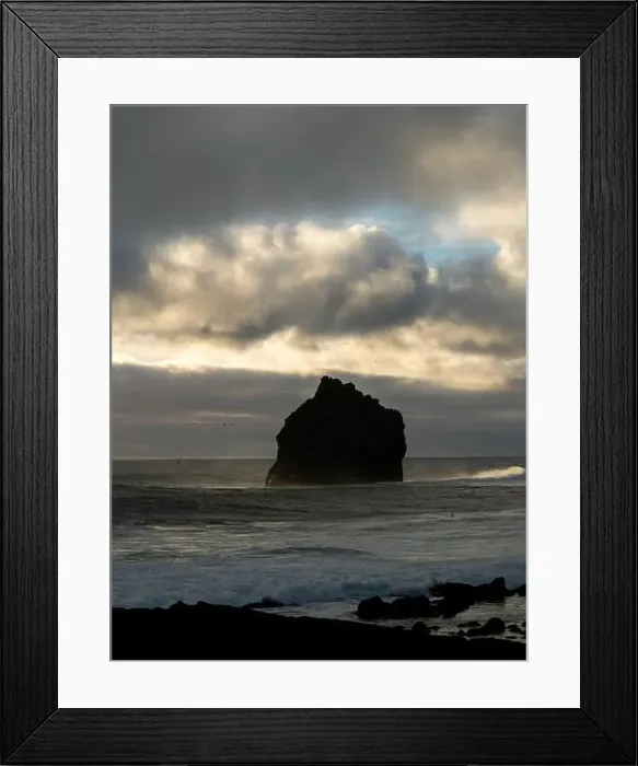Framed Print : Dark sea stack off Iceland's Valahnúkamöl coast at dusk Framed Print : Dark sea stack off Iceland's Valahnúkamöl coast at dusk