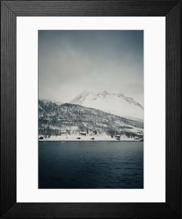 Framed Print : Cabins by the arctic ocean in winter in the snowy Lyngen Alps in Norway Framed Print : Cabins by the arctic ocean in winter in the snowy Lyngen Alps in Norway