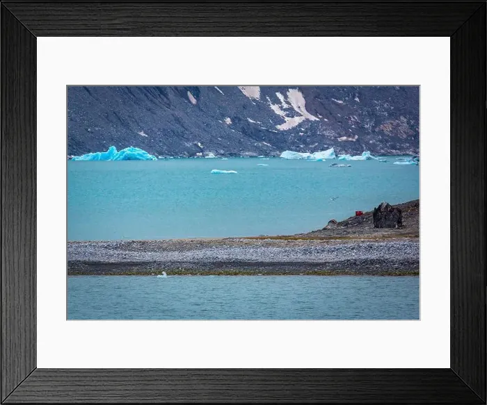 Framed Print : cruising in the Arctic in the Magdalensfjorden on Svalbard, Norway Framed Print : cruising in the Arctic in the Magdalensfjorden on Svalbard, Norway