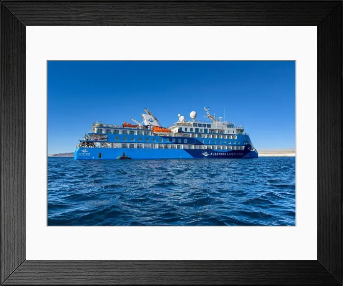 Framed Print : Expedition cruising in the Arctic and Svalbard, Norway Framed Print : Expedition cruising in the Arctic and Svalbard, Norway