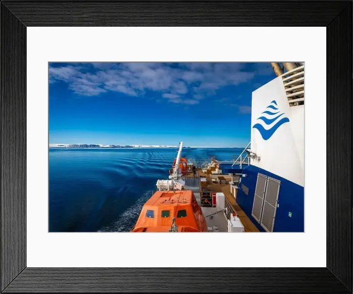 Framed Print : Expedition cruising in the Arctic and Svalbard, Norway Framed Print : Expedition cruising in the Arctic and Svalbard, Norway