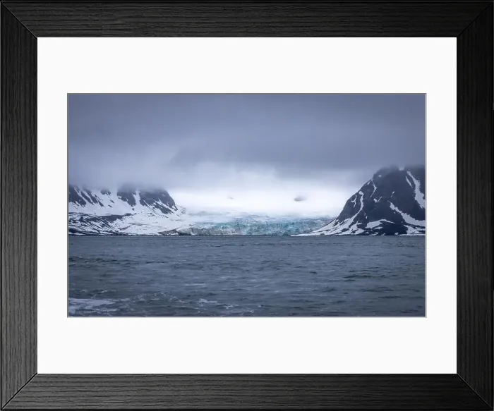 Framed Print : cruising at Smeerenburg on Spitsbergen, Norway Framed Print : cruising at Smeerenburg on Spitsbergen, Norway